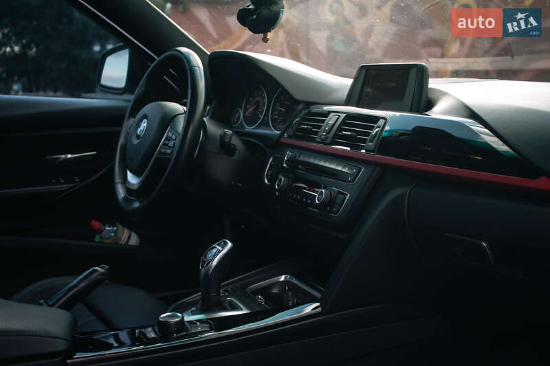Седан BMW 3 Series 2014 в Днепре