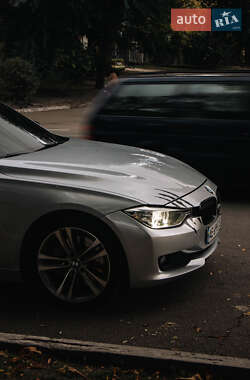 Седан BMW 3 Series 2014 в Дніпрі