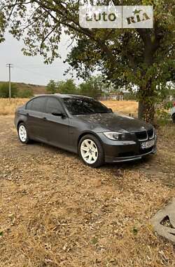 Седан BMW 3 Series 2005 в Михайлівці