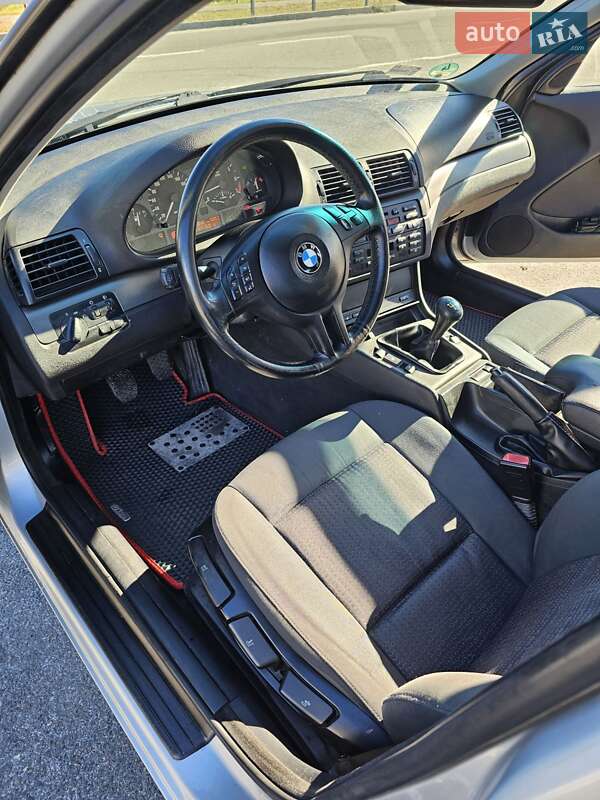 Седан BMW 3 Series 2004 в Чернігові