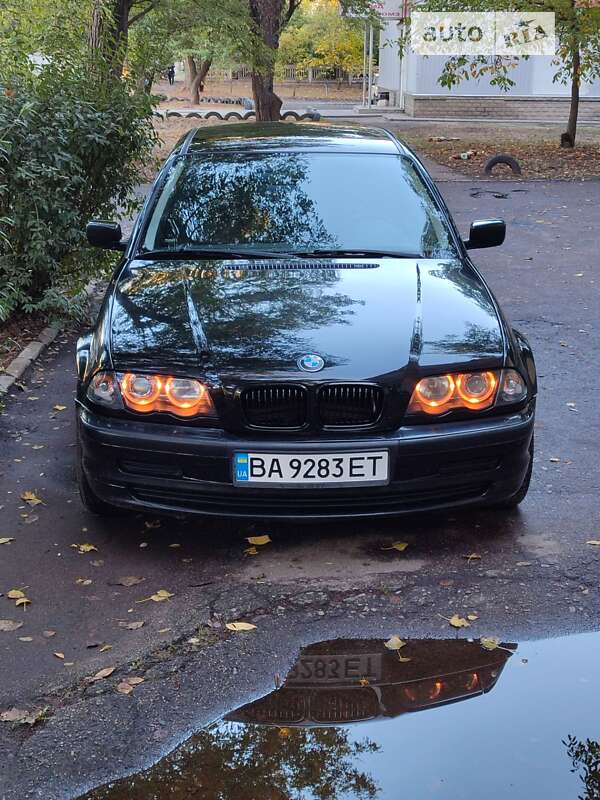 Седан BMW 3 Series 2000 в Жовтих Водах