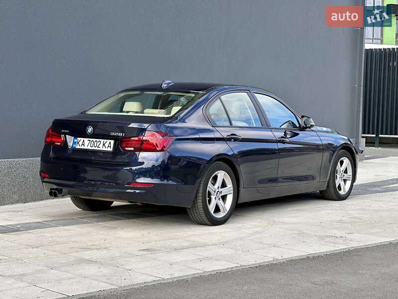 Седан BMW 3 Series 2013 в Киеве