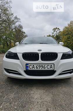 Седан BMW 3 Series 2011 в Корсунь-Шевченківському