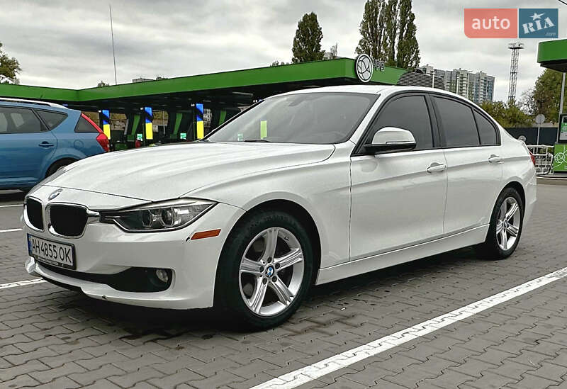 Седан BMW 3 Series 2014 в Киеве