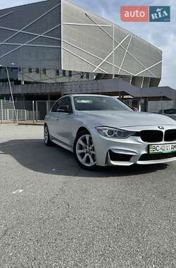 Седан BMW 3 Series 2013 в Львові