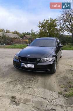 Седан BMW 3 Series 2006 в Ширяево