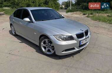 Седан BMW 3 Series 2005 в Дніпрі