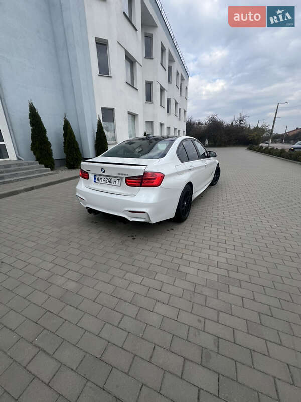 Седан BMW 3 Series 2012 в Житомире