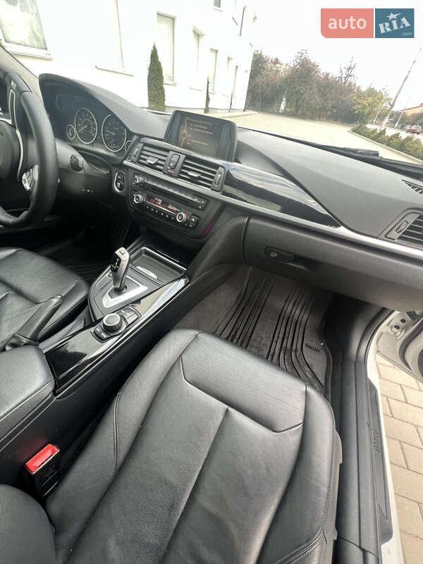 Седан BMW 3 Series 2012 в Житомире