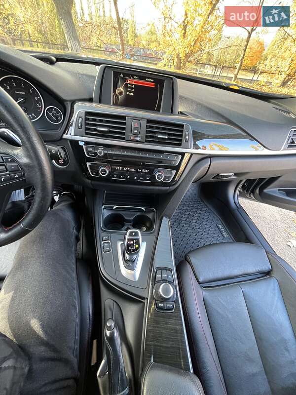 Седан BMW 3 Series 2015 в Южноукраинске фото 24 Седан BMW 3 Series 2015 в Южноукраинске