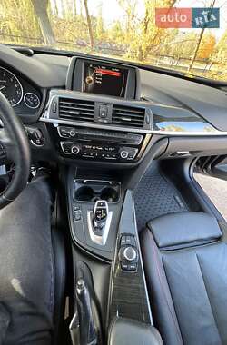 Седан BMW 3 Series 2015 в 