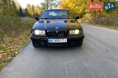 Седан BMW 3 Series 1992 в Калуші