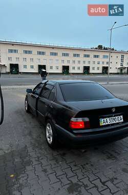 Седан BMW 3 Series 1991 в Киеве