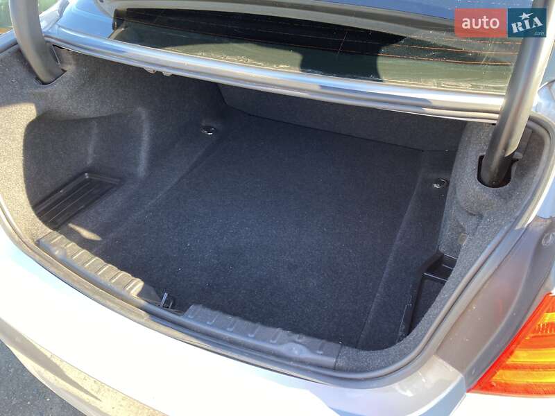 Седан BMW 3 Series 2015 в Одесі