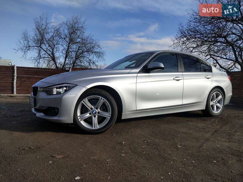 Седан BMW 3 Series 2015 в Одесі