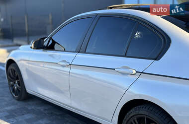 Седан BMW 3 Series 2012 в Виннице