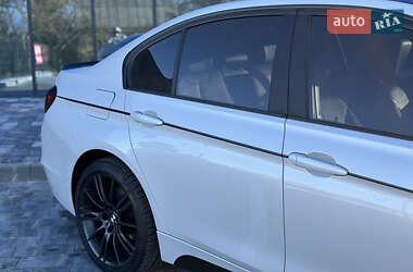 Седан BMW 3 Series 2012 в Виннице