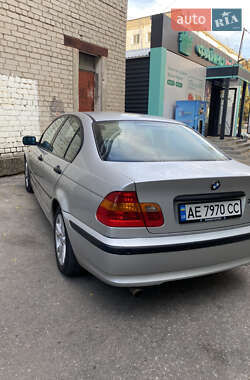 Седан BMW 3 Series 2004 в Кропивницком