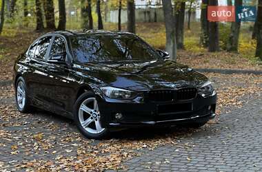 Седан BMW 3 Series 2013 в Львове