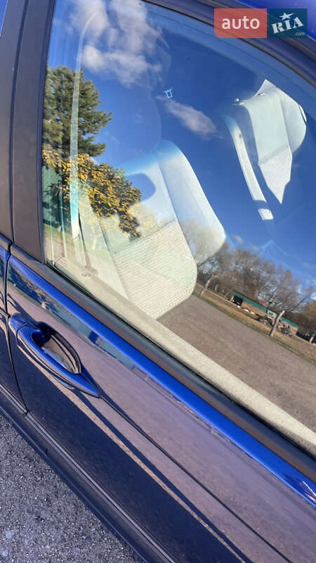 Седан BMW 3 Series 2003 в Володарке фото 5 Седан BMW 3 Series 2003 в Володарке