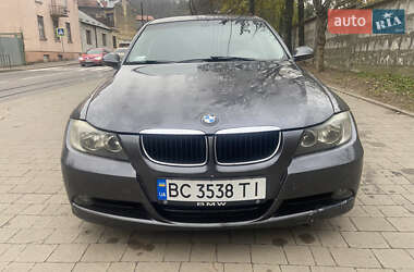 Седан BMW 3 Series 2005 в Львове