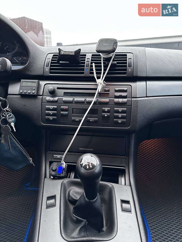 Седан BMW 3 Series 2004 в Киеве фото 18 Седан BMW 3 Series 2004 в Киеве