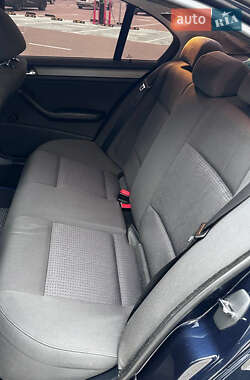 Седан BMW 3 Series 2004 в Києві