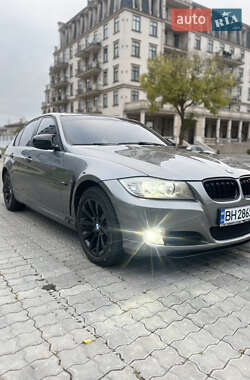 Седан BMW 3 Series 2010 в Одесі