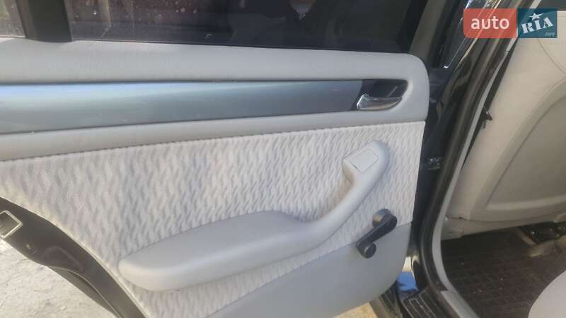 Седан BMW 3 Series 1999 в Белгороде-Днестровском