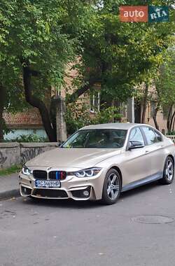 Седан BMW 3 Series 2015 в Луцке