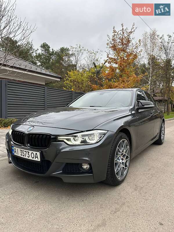 Седан BMW 3 Series 2016 в 