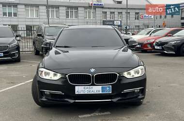 Седан BMW 3 Series 2015 в Киеве