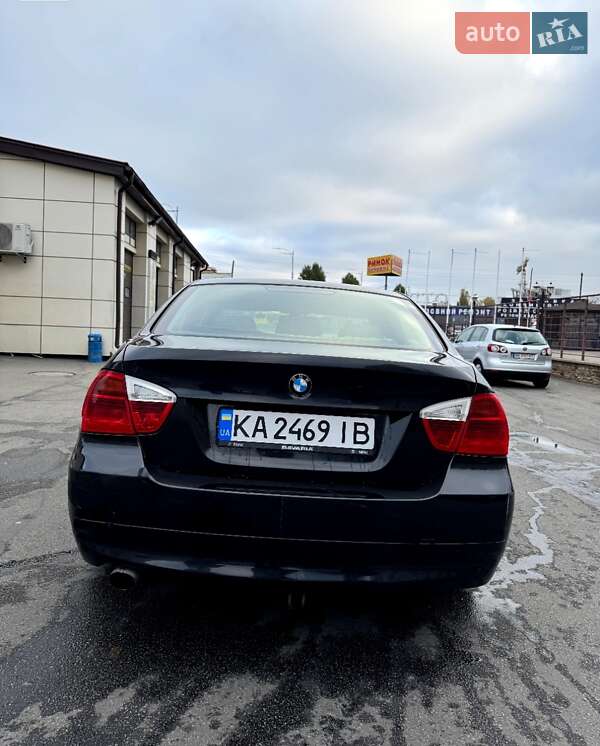 Седан BMW 3 Series 2005 в Киеве
