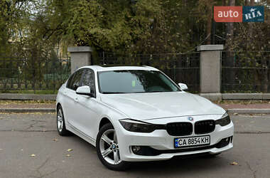 Седан BMW 3 Series 2014 в Умани