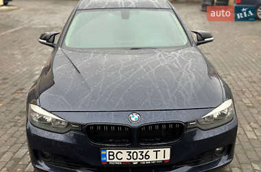 Седан BMW 3 Series 2013 в Львові