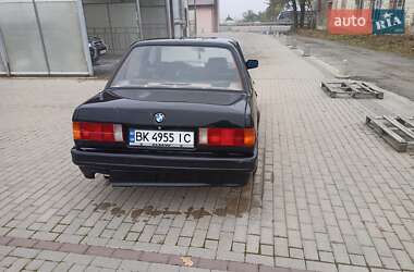 Седан BMW 3 Series 1983 в Гоще