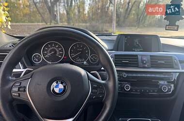 Седан BMW 3 Series 2018 в 