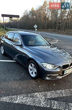 Седан BMW 3 Series 2012 в Ровно