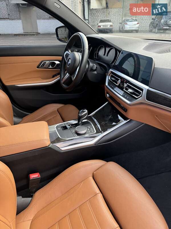 Седан BMW 3 Series 2020 в Днепре