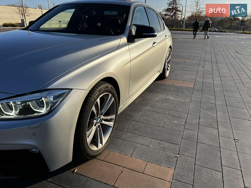 Седан BMW 3 Series 2015 в Одессе