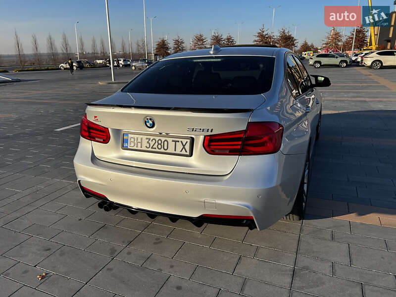 Седан BMW 3 Series 2015 в Одессе