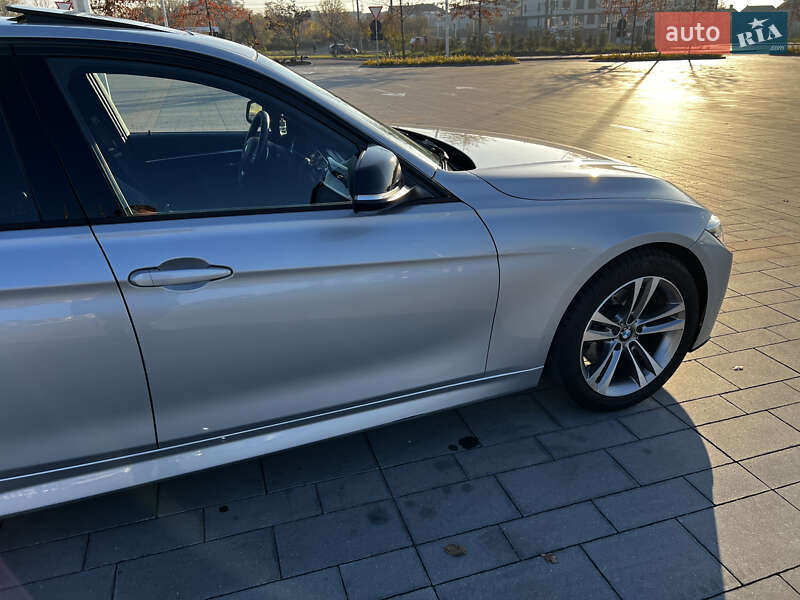Седан BMW 3 Series 2015 в Одессе