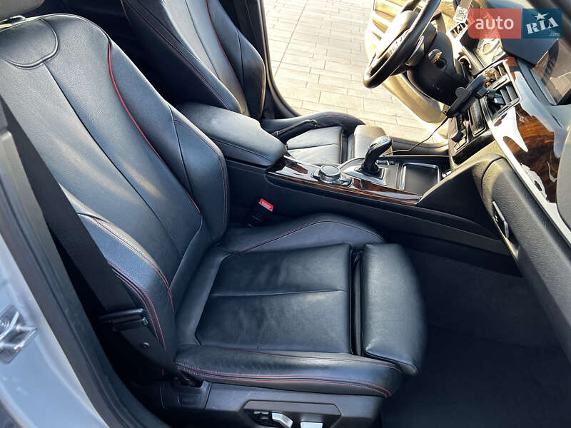Седан BMW 3 Series 2015 в Одессе
