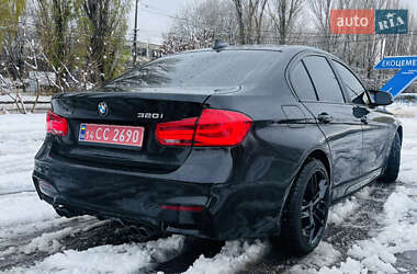 Седан BMW 3 Series 2015 в Виннице