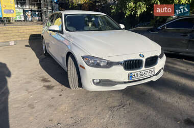 Седан BMW 3 Series 2015 в Первомайську