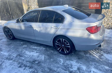 Седан BMW 3 Series 2013 в Калиновке