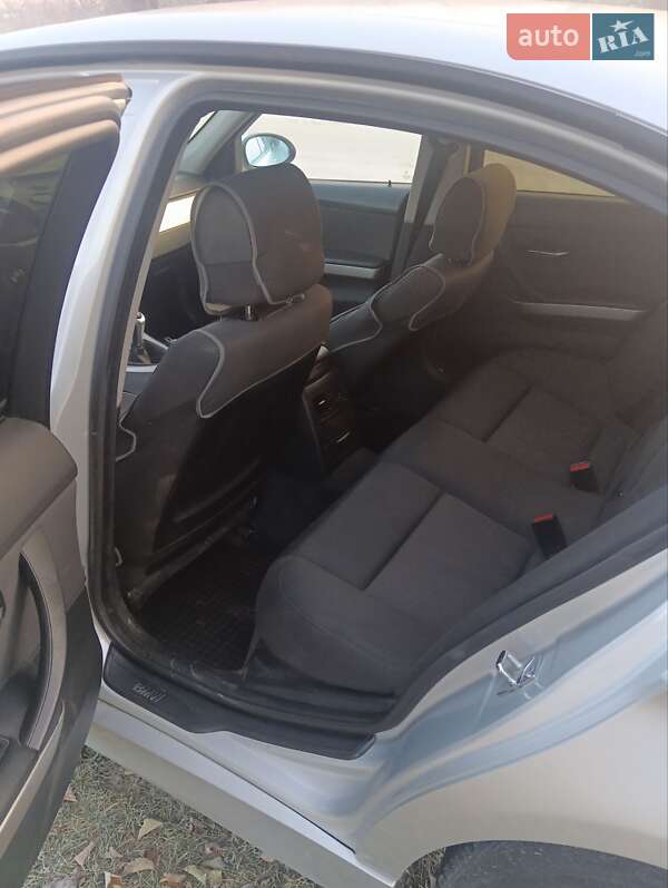 Седан BMW 3 Series 2005 в Каменец-Подольском