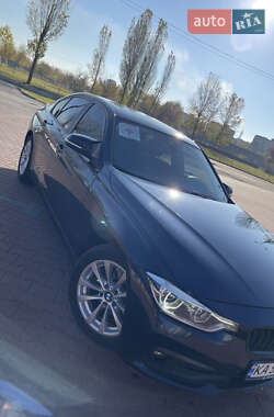 Седан BMW 3 Series 2016 в Киеве