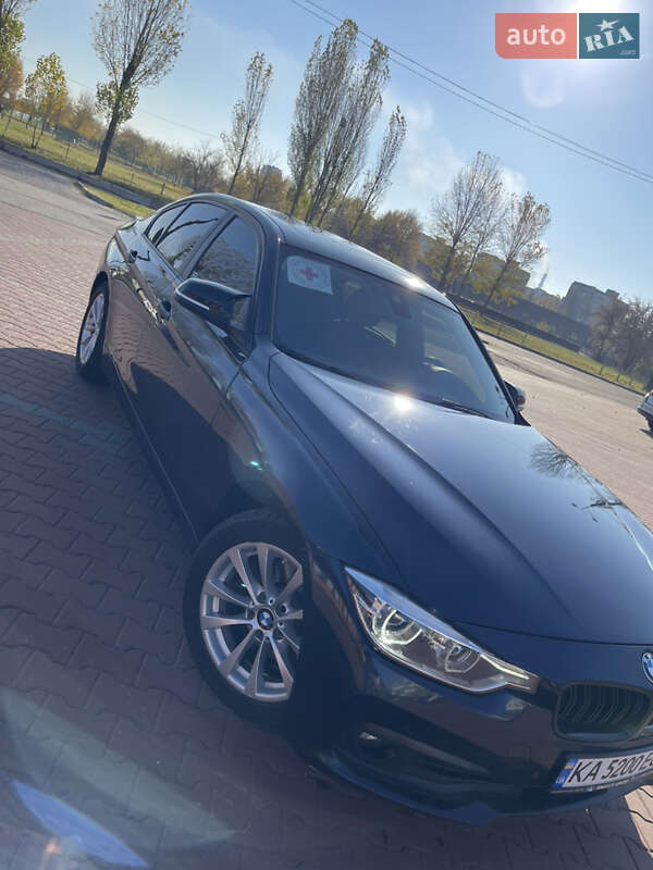 BMW 3 Series 2016