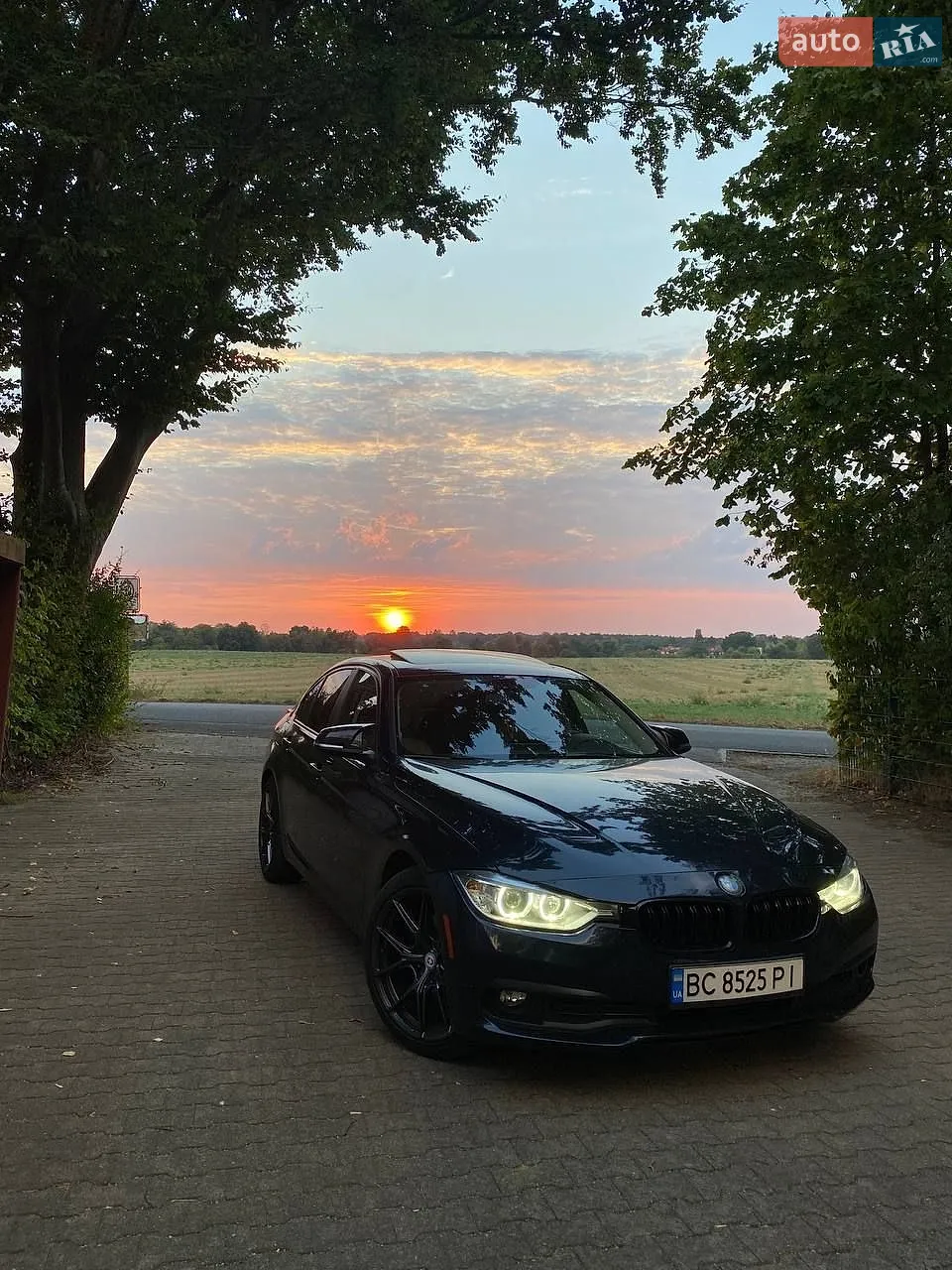 2016 BMW 3er - мініатюра 2